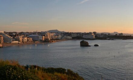 Image illustrant l'article biarritz-depuis-phare_12 (1) de Clio Carto